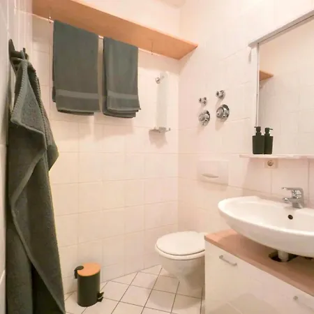 Ruhige Wohnung Beim Dresdner Panometer Mit Gratis Parkplatz Dresden Exterior photo