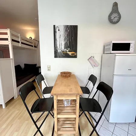 Ruhige Wohnung Beim Dresdner Panometer Mit Gratis Parkplatz Dresden Exterior photo